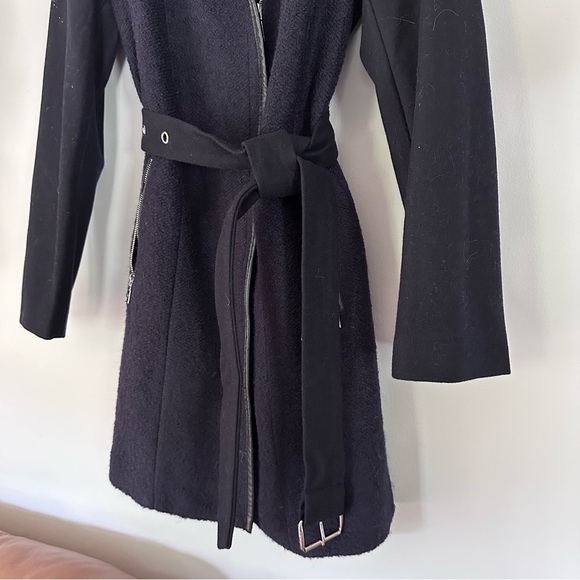 Tahari Wool Blend Full Zip Belted Black Pea Coat Women’s Sz Large - Picture 9 of 9